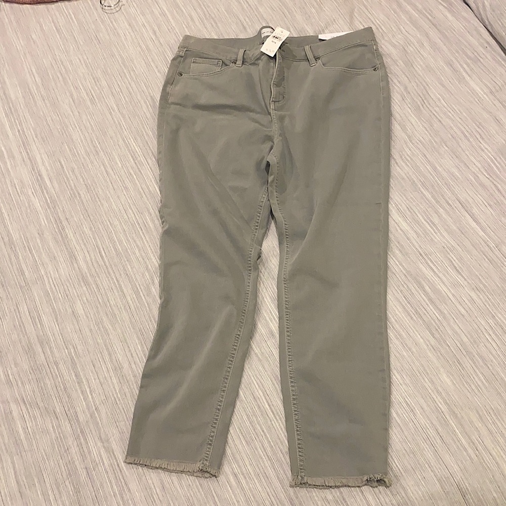 Loft- Modern Skinny Crop Pant